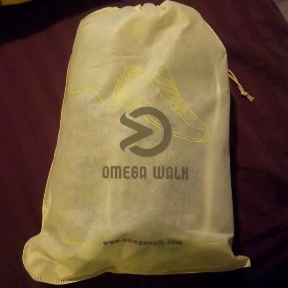 Omega Walk Air Cushion Women's Sneakers